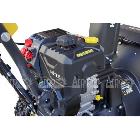 Бензиновый снегоуборщик Huter SGC 4100 Winter PRO в Москве