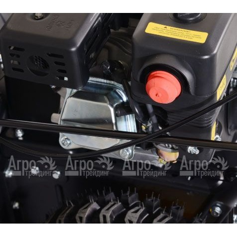 Бензиновый снегоуборщик Huter SGC 6000 в Москве