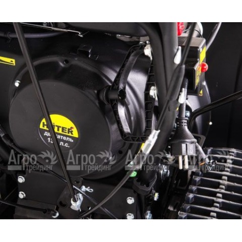 Снегоуборщик Huter SGC 8100С в Москве